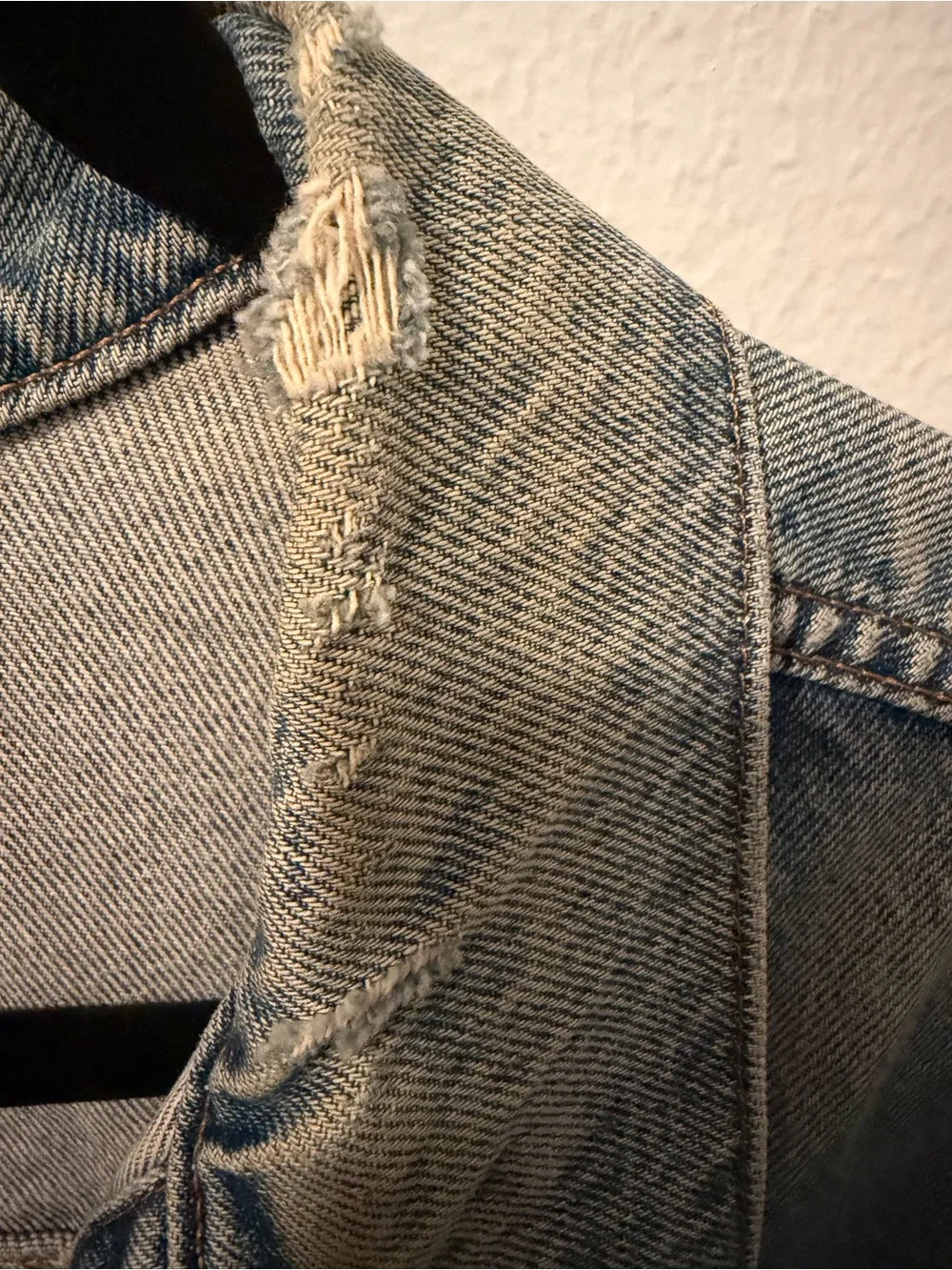 Levis distressed collar